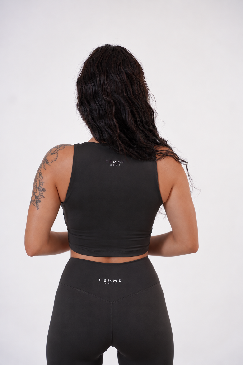 DEEP OLIVE SPORT BRA